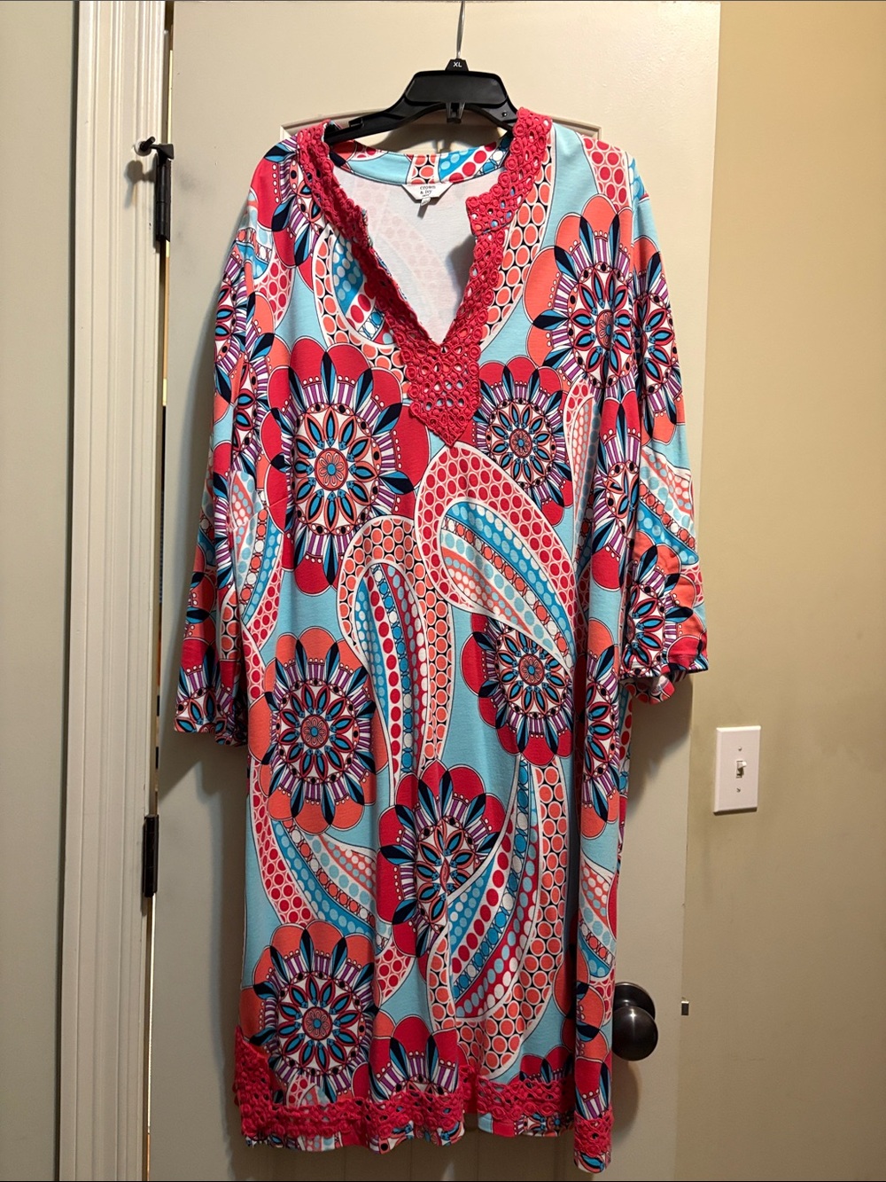 crown & ivy Coral Pink and Aqua Blue Crochet-Trimmed Paisley Tunic Dress